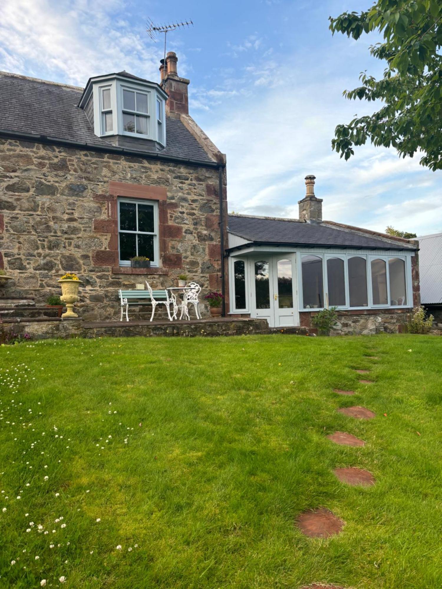 Silverstripe Turriff Exterior photo